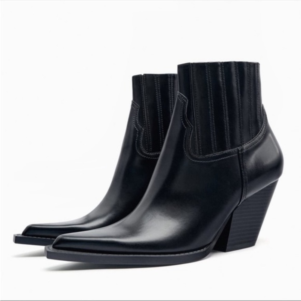 Zara NEW heeled cowboy ankle boots